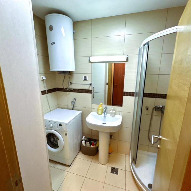Renta Stanovi Podgorica - Apartment with River View (Millennium Bridge) - 4