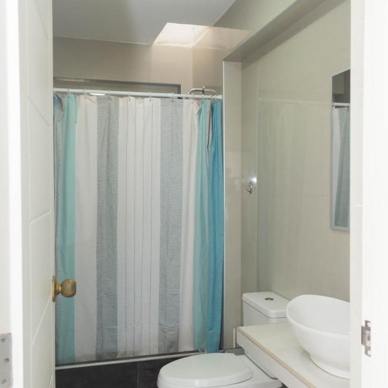Amplio Duplex Huanchaco - Vista al Mar y Ascensor - Deluxe Double Room with Balcony and Sea View - 6
