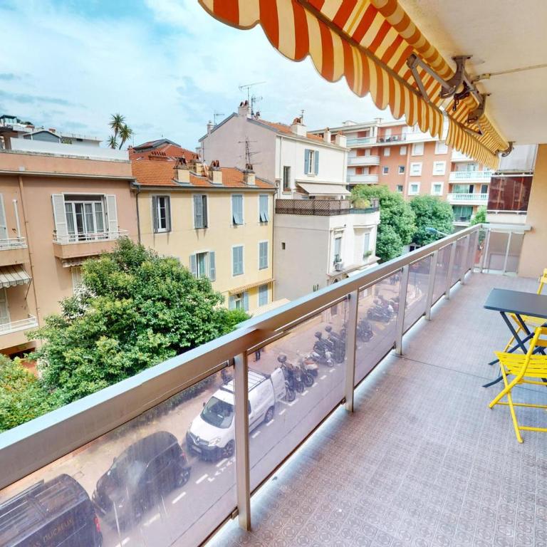 Superbe 3P avec Terrasse, Plein Centre de Menton, Proche Mer et Commerces - FR-1-196-358 - Apartment - 4