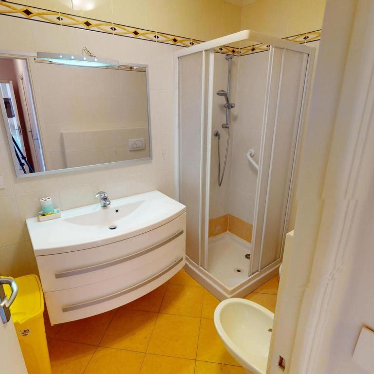 Superbe 3P avec Terrasse, Plein Centre de Menton, Proche Mer et Commerces - FR-1-196-358 - Apartment - 9