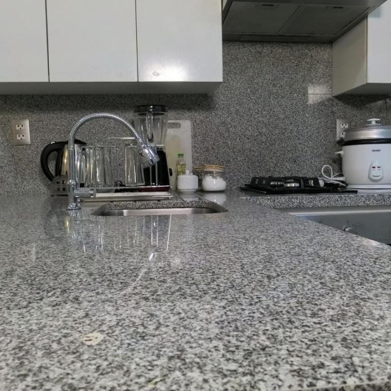 Hermoso departamento con piscina, gimnasio, sala parrillas - One-Bedroom Apartment - 33