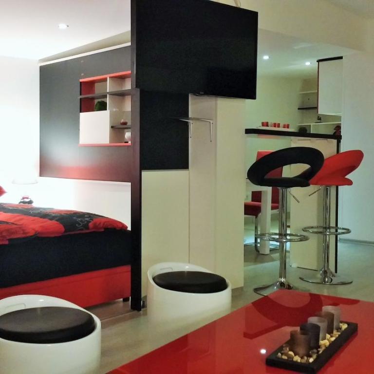 Pansion River - Apartman sa 1 Spavaćom Sobom, Terasom i Pogledom na Reku - 5