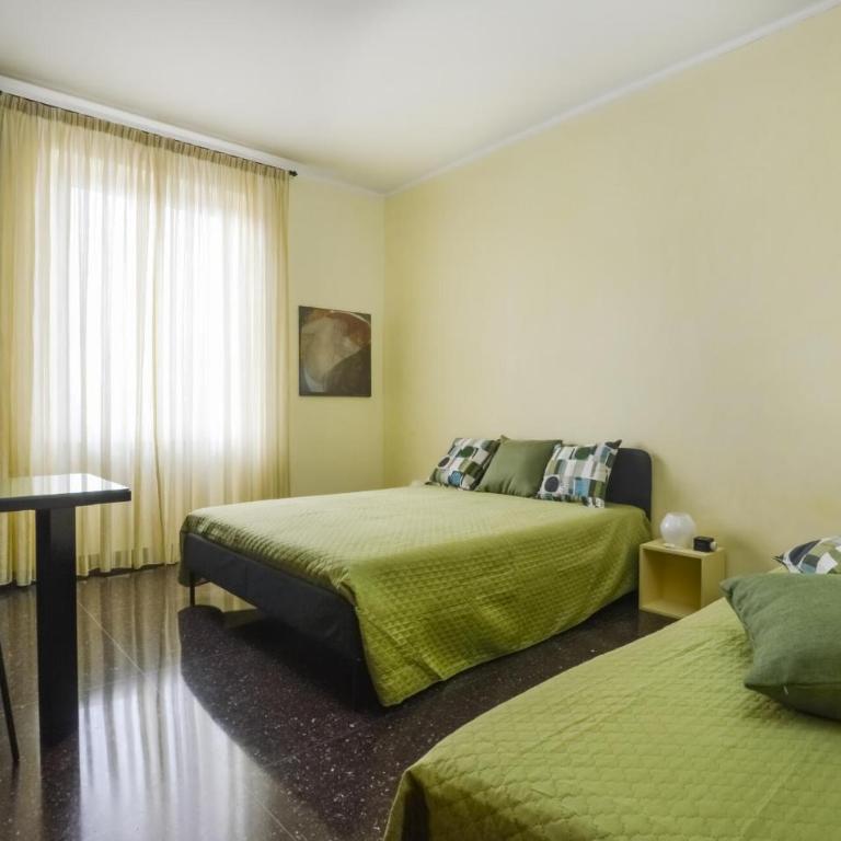 4 Bedroom Cozy Apartment In Genova - Appartamento con 4 Camere da Letto - 16