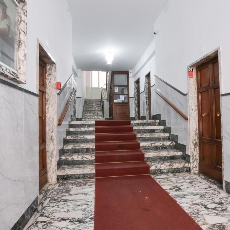 4 Bedroom Cozy Apartment In Genova - Appartamento con 4 Camere da Letto - 26