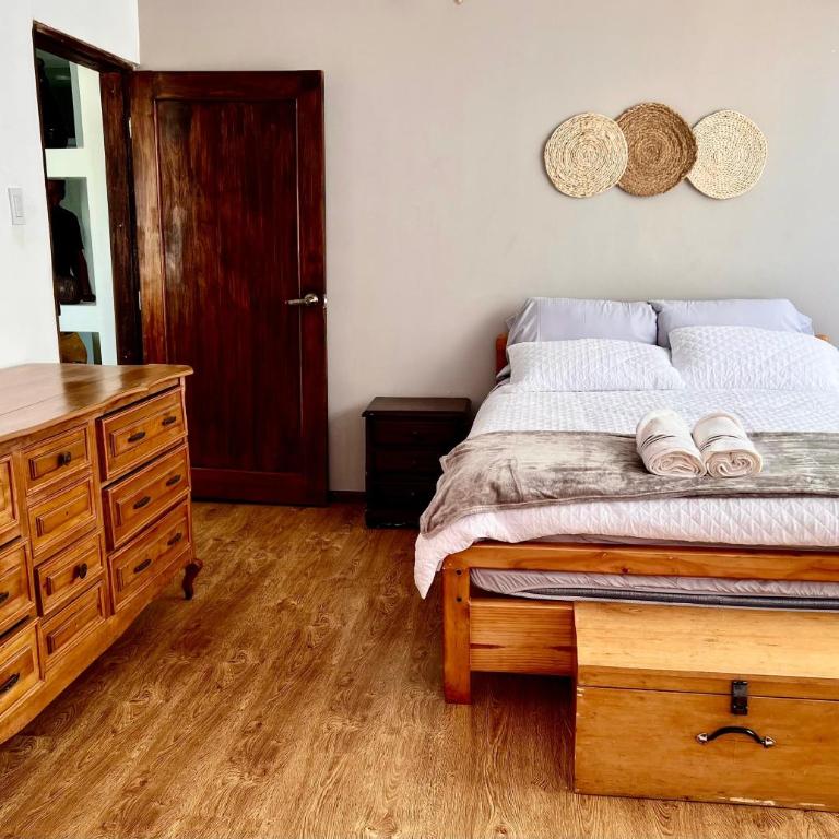 Martita's Home - Three-Bedroom Apartment - 8