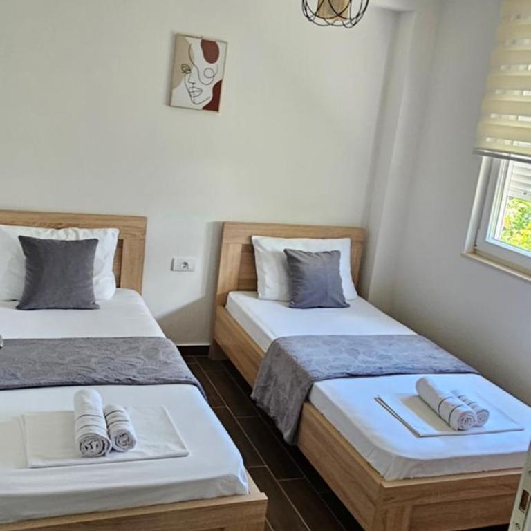 KenDar Family Apartments - Two-Bedroom Apartment - 3