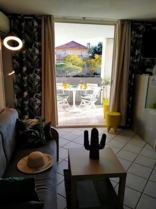 Chez Virginie et Laurent - Appartement avec Vue et Balcon - 18