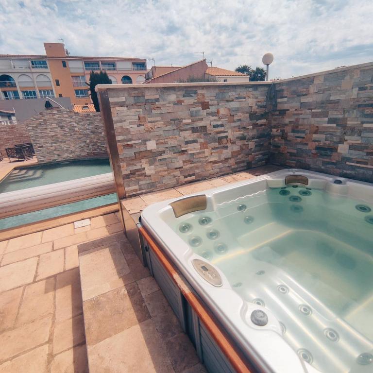 Villa 5, El Pueblo au village naturiste - Apartment - 5