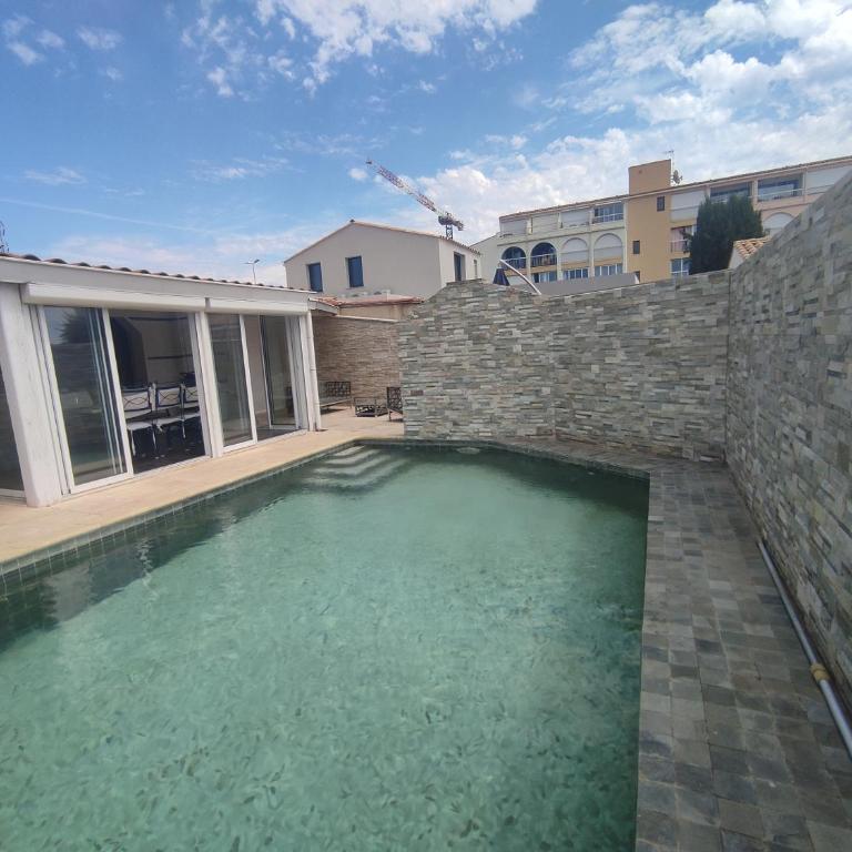 Villa 5, El Pueblo au village naturiste - Apartment - 3