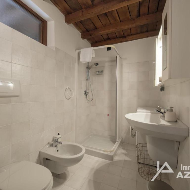Al Castello - Immobiliare Azzurra - Appartamento con Vista Lago - 13