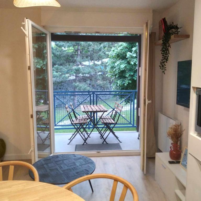 Duplex lumineux - 40m2 - 2 chambres - Balcon terrasse - Parking - Entierement renové en Mai 2024 - Apartment mit 2 Schlafzimmern - 8