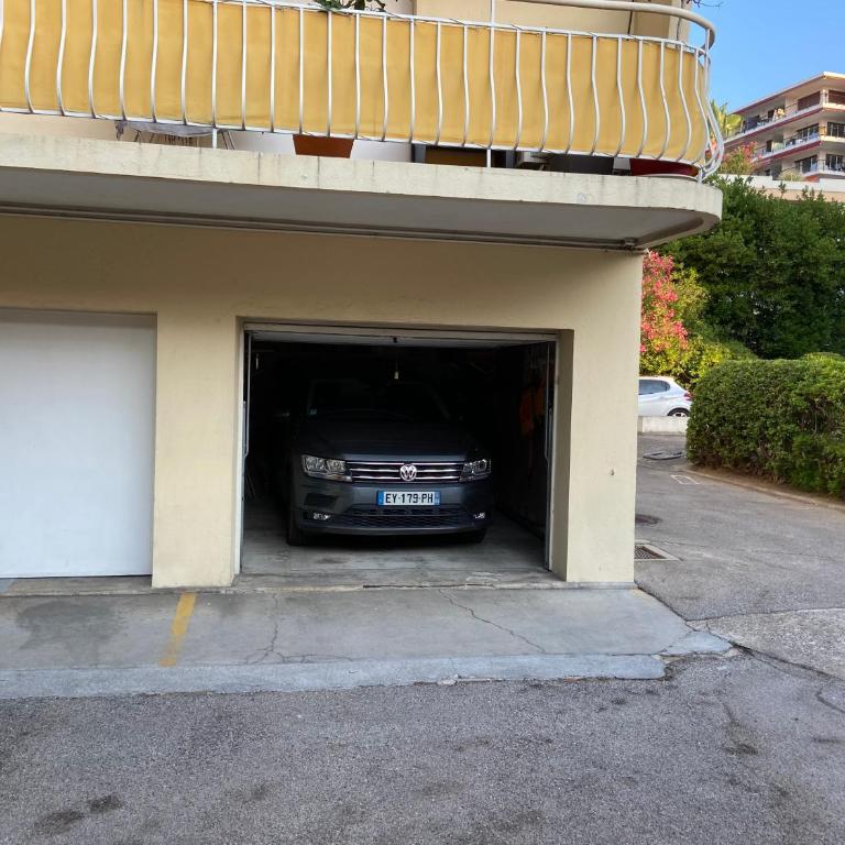Appartement vue panoramique sur Cannes, 100M2 3P - Appartement 1 Chambre - 39