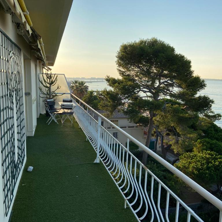 Appartement vue panoramique sur Cannes, 100M2 3P - Appartement 1 Chambre - 7