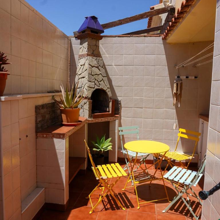 Tarifa Family House 5 min walk to the beach and old town - Chalet de 3 dormitorios - 28