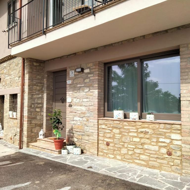 Lombardi Rita - Colle S. Martino - Appartamento con 2 Camere da Letto e Patio - Su 2 Livelli - 63