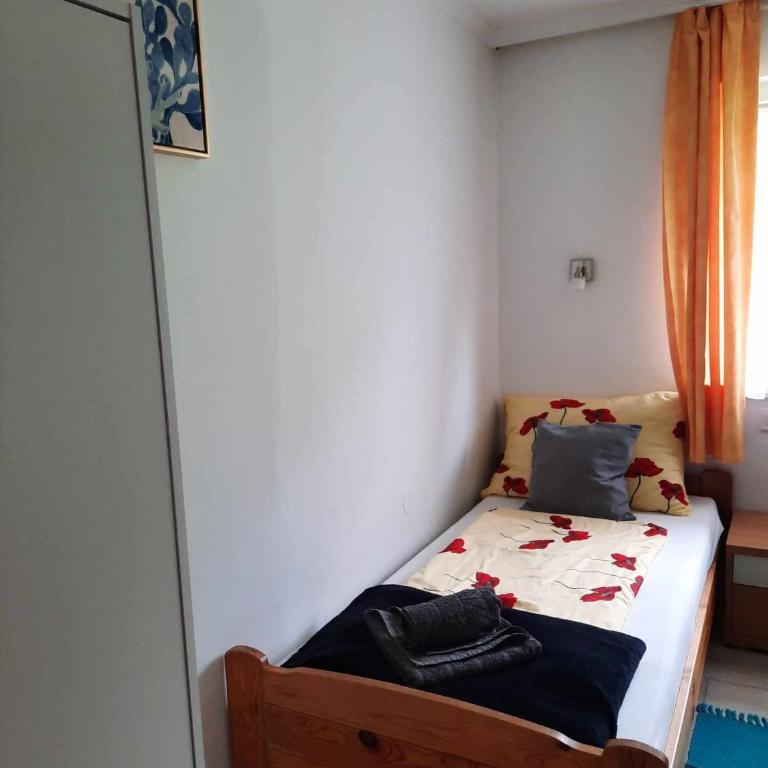 Pension Horvath - Zweibettzimmer mit eigenem Bad - 7