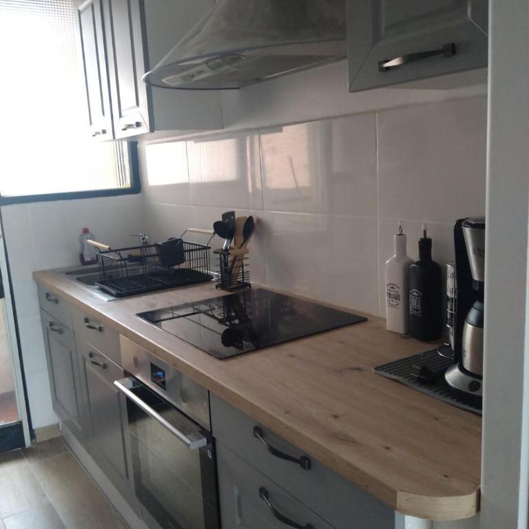 Grand studio avec vue sur la mer et parking - Apartment with Sea View - 5