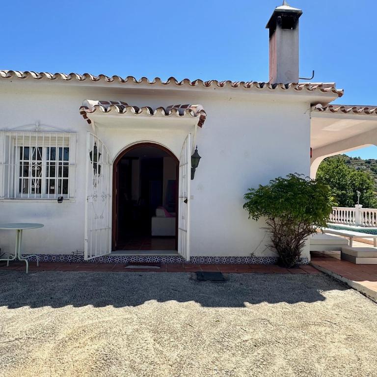 Benamar Villa Private Pool Sea Views Total Privacy - Villa with Private Pool - 11