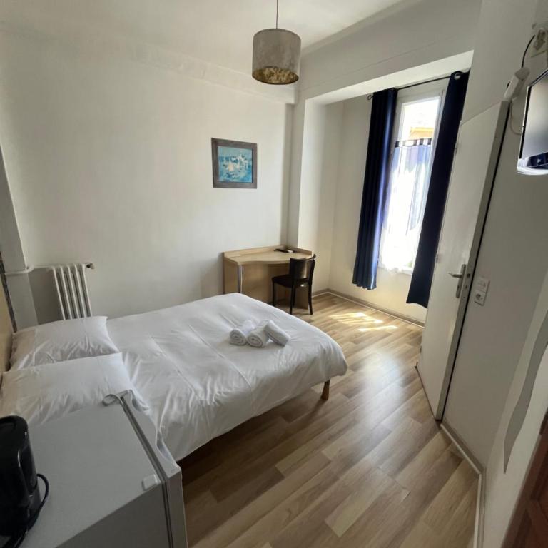 Hôtel Trianon - Chambre Double - 3