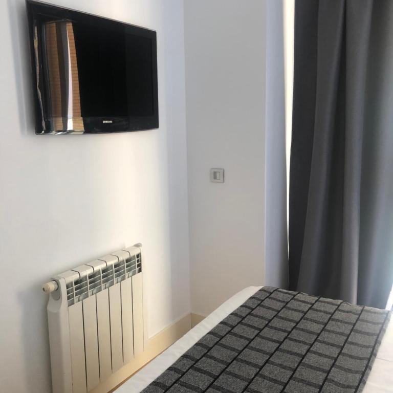Habitacion con baño privado - Double Room with Private Bathroom - 5