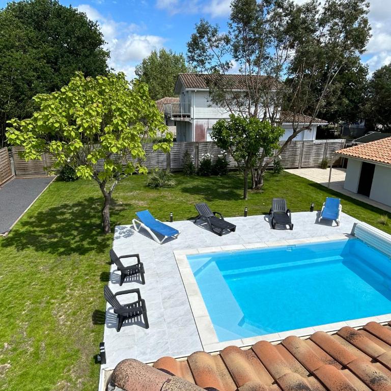VILLA LAUNA GUJAN - Villa avec Piscine Privée - 1