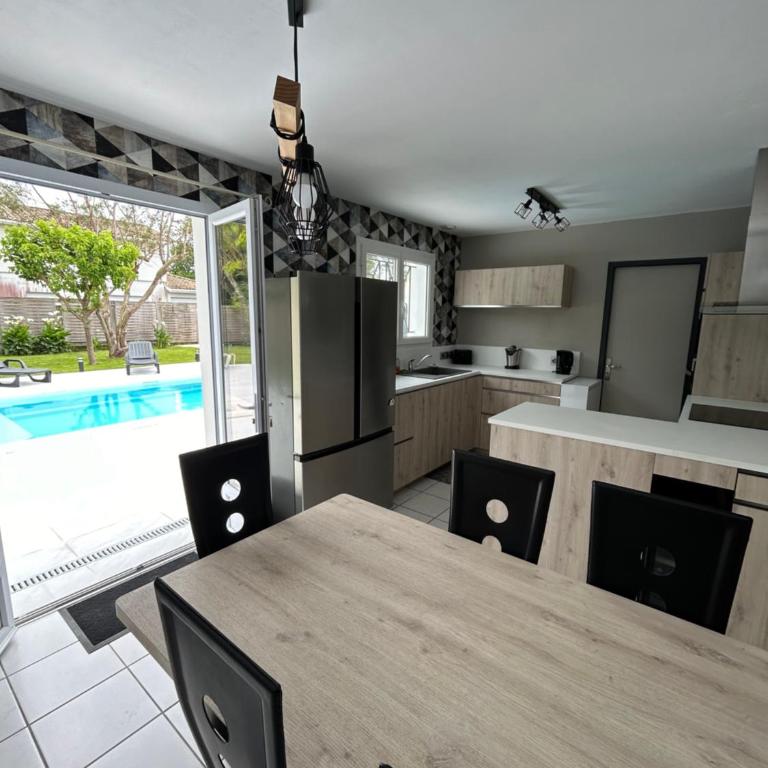 VILLA LAUNA GUJAN - Villa avec Piscine Privée - 8