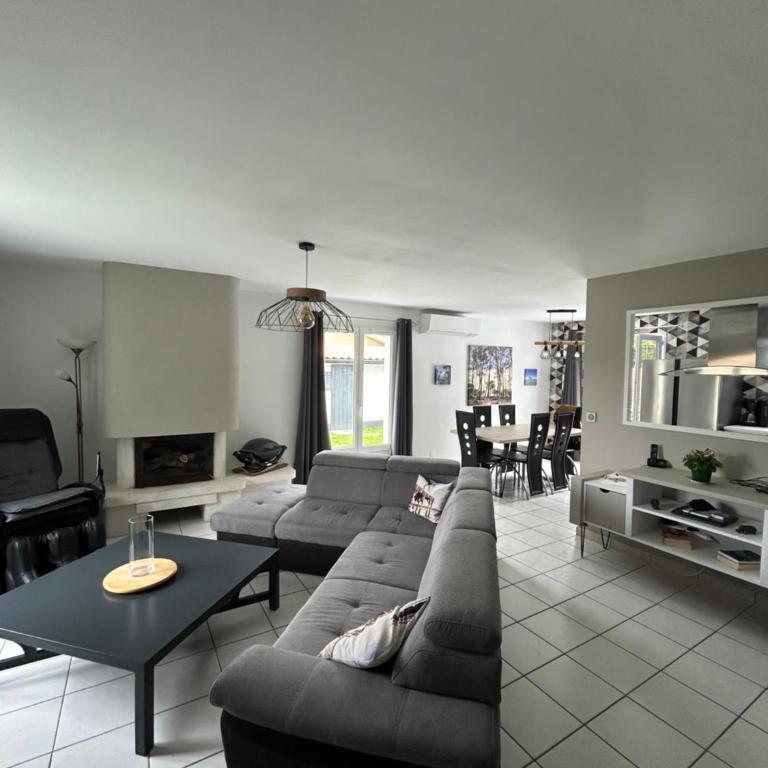 VILLA LAUNA GUJAN - Villa avec Piscine Privée - 15