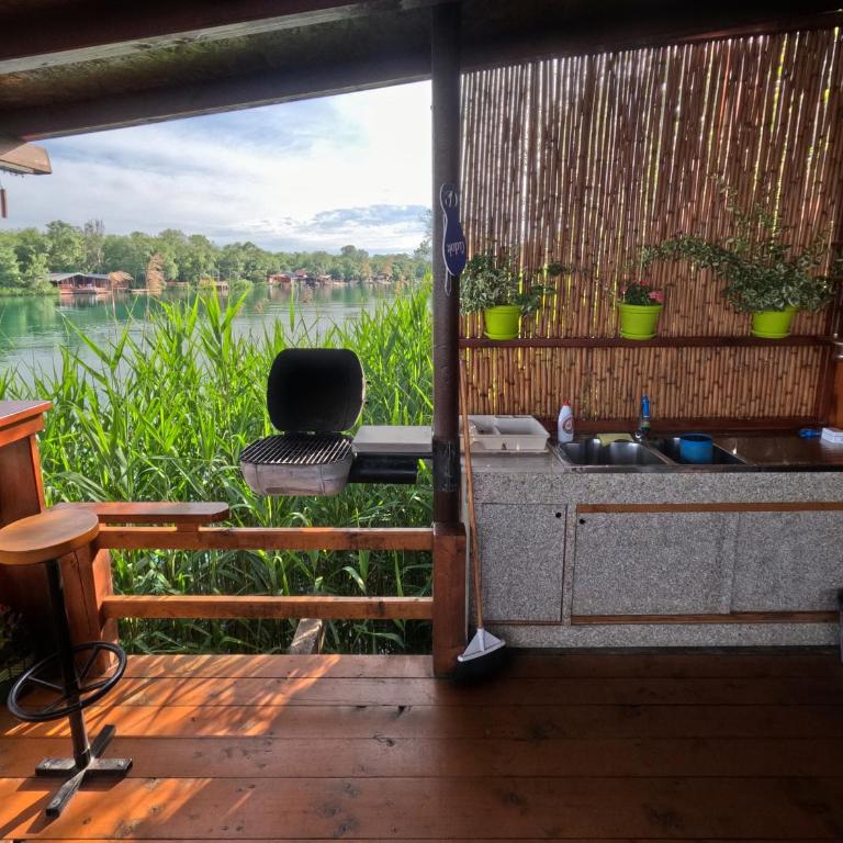 Bamboo River House - Two-Bedroom House - 15