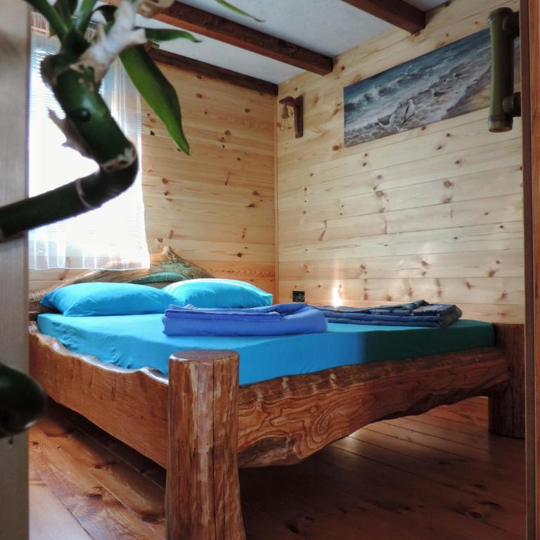 Bamboo River House - Two-Bedroom House - 16