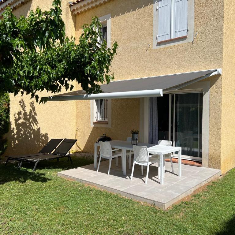 Villa T3 avec SPA jardin clos - Two-Bedroom House - 17