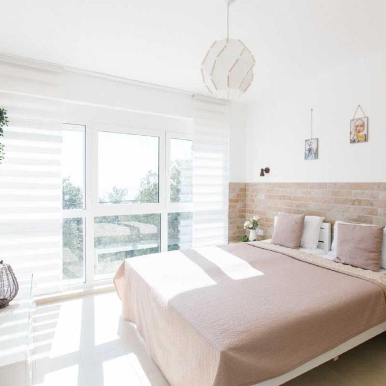 Mahakala Center - Double or Twin Room with Sea View - 13