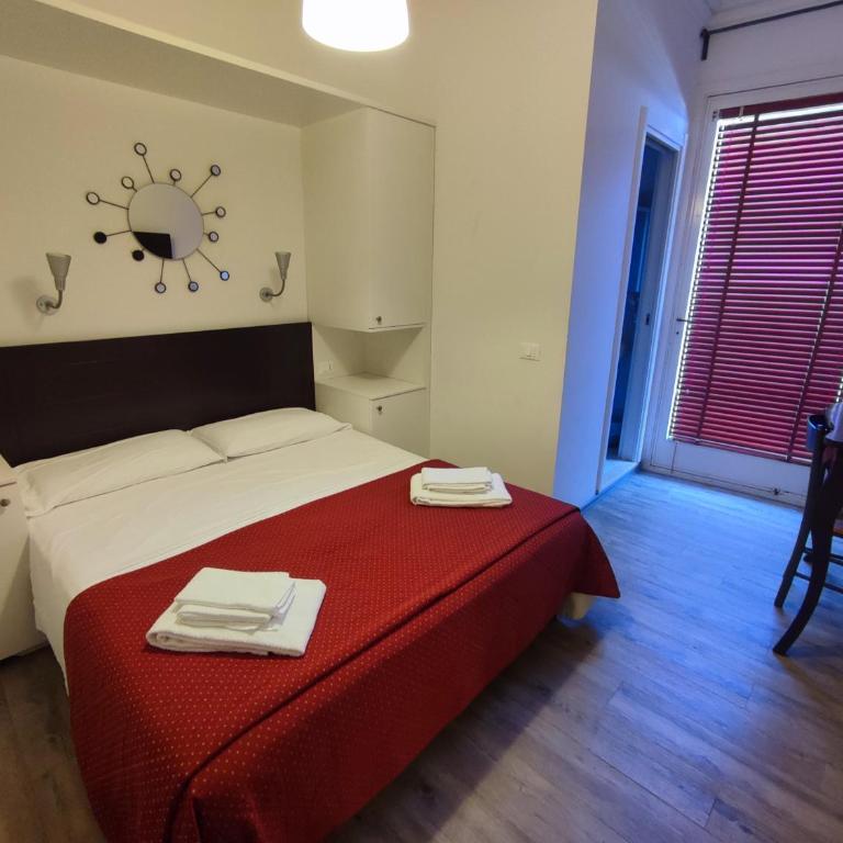 Hotel Tirreno - Superior Single Room with Sea View - 4