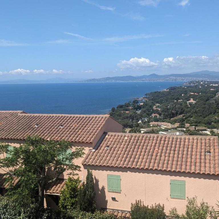 Appartement vue mer et Esterel avec piscine - Apartamento de 2 dormitorios - 4