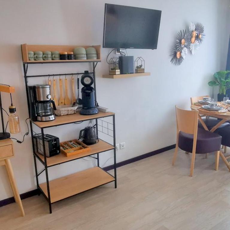 O'TINY Suite familiale 4 personnes, gare, centre ville, sanctuaire - Appartamento con 1 Camera da Letto - 6
