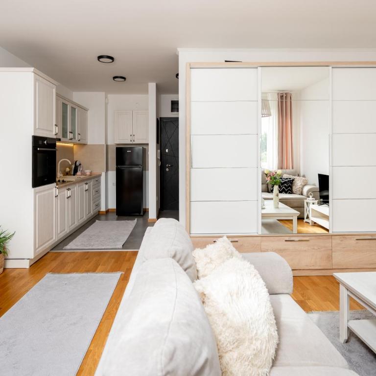 Omnia - One-Bedroom Apartment - 27