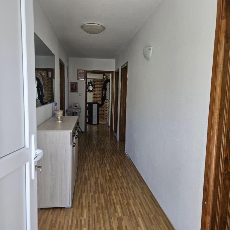 Apartman Rakovica - Apartman sa 3 Spavaće Sobe - 13