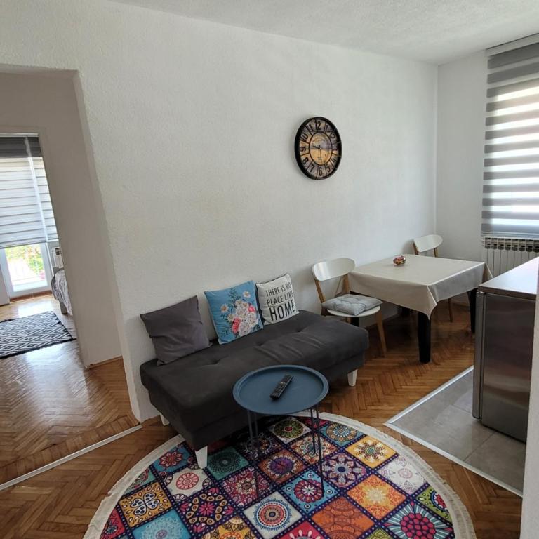 Apartmani ELEGANCE Tuzla - Apartman sa 2 Spavaće Sobe - 6