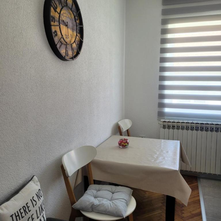 Apartmani ELEGANCE Tuzla - Apartman sa 2 Spavaće Sobe - 9