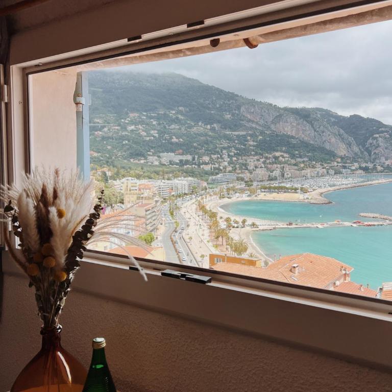 Appartement 2 pièces vue mer dans le quartier historique de Menton - One-Bedroom Apartment - 1