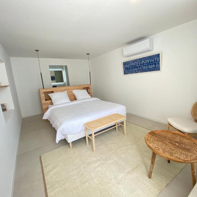 La Maison De Ville - Piscine & SPA - Chambre Double - Vue sur Piscine - 1