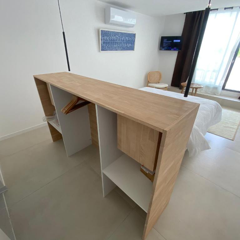 La Maison De Ville - Piscine & SPA - Chambre Double - Vue sur Piscine - 2