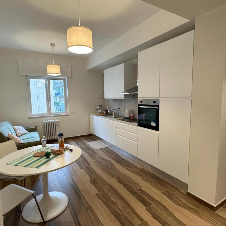 Rainbow Luxury Home Bari - Appartamento con 1 Camera da Letto - 25