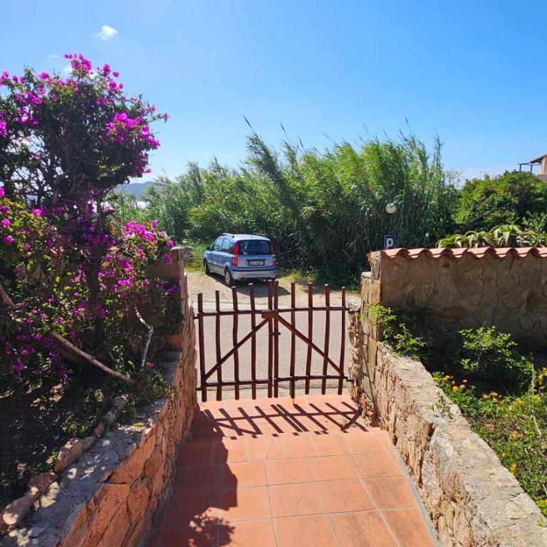 LA TERRAZZA SUL MARE - panoramic cottage overlooking sea and Caprera island in a quiet residential area - 150 mt from the sea - Villa con Vista Mare - 11