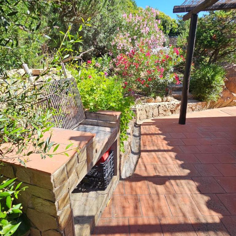 LA TERRAZZA SUL MARE - panoramic cottage overlooking sea and Caprera island in a quiet residential area - 150 mt from the sea - Villa con Vista Mare - 9