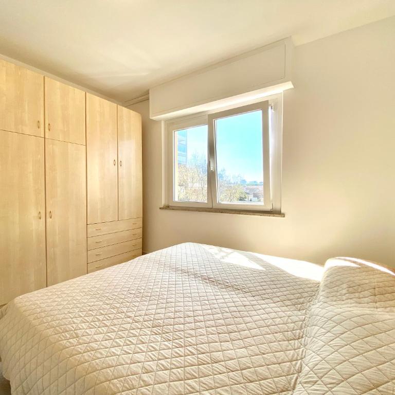 Centro - Appartamento con 2 Camere da Letto - 8