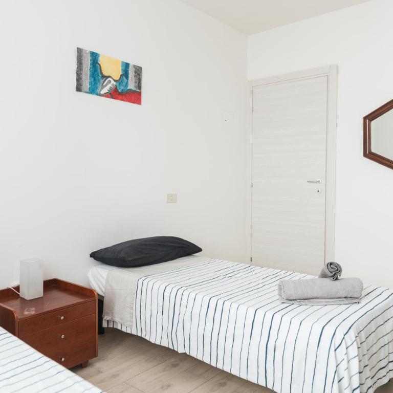 Cornigliano Apartment 2 - Appartamento con 2 Camere da Letto - 7