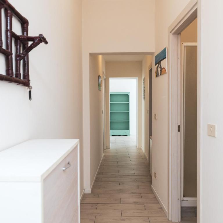 Cornigliano Apartment 2 - Appartamento con 2 Camere da Letto - 13