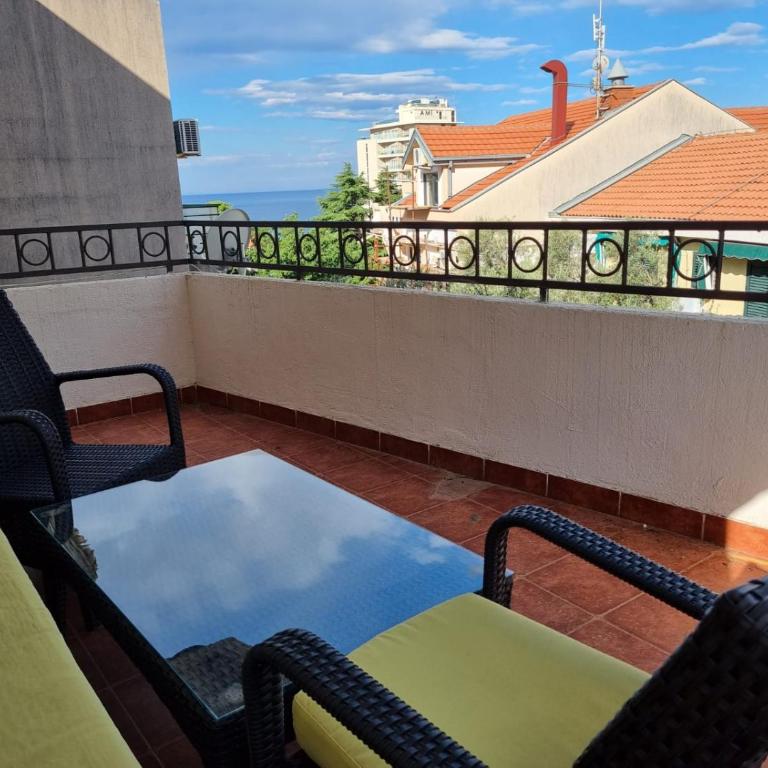 Olga Apartments - One-Bedroom Apartment - 2
