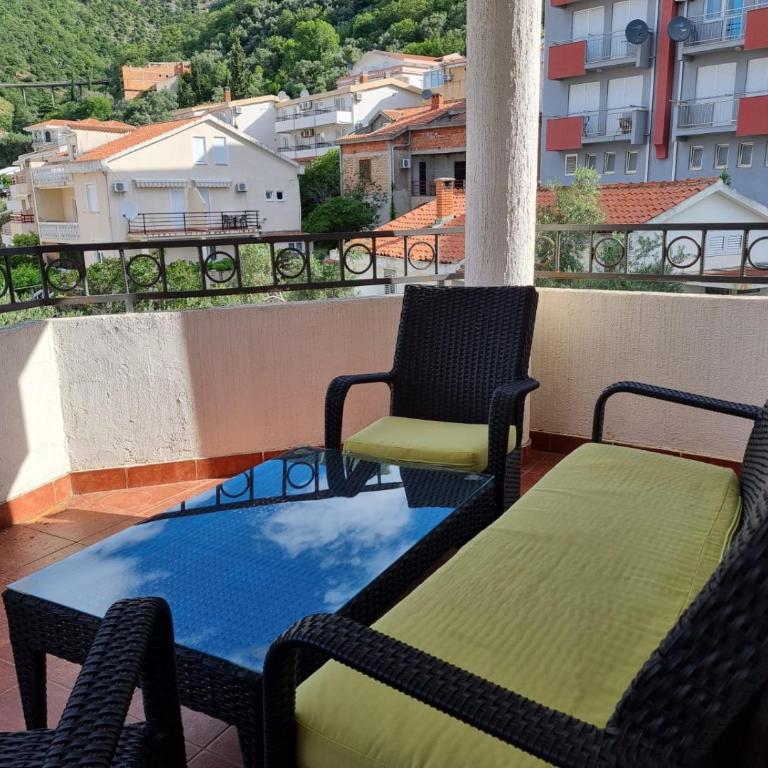 Olga Apartments - One-Bedroom Apartment - 1