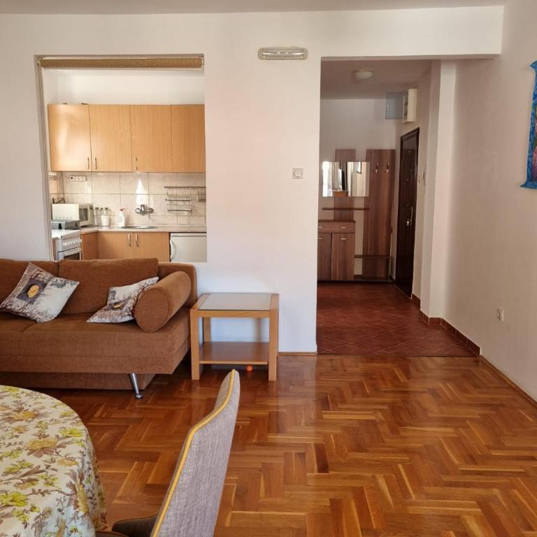 Olga Apartments - One-Bedroom Apartment - 7